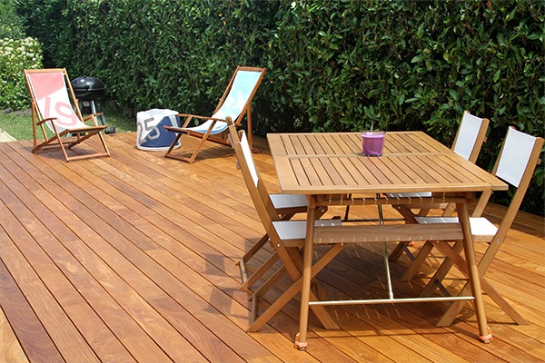 AdobeStock_115424083 - Deck-600x400-01 Thumbnail