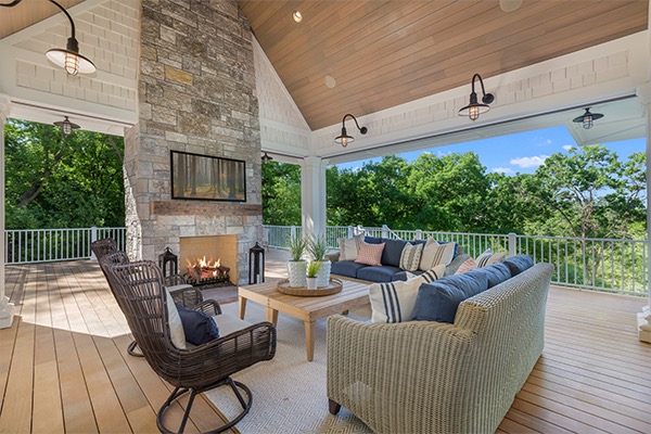 Composite Decks & Decking | 84 Lumber